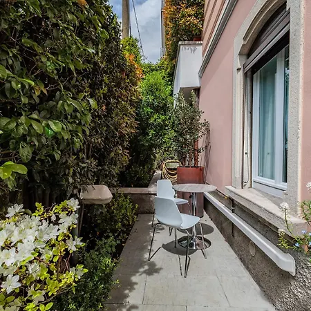 Liberty Villa&winter Garden Apartment Bergamo