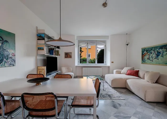 Daire Guesthost - Liberty & Winter Garden Bergamo