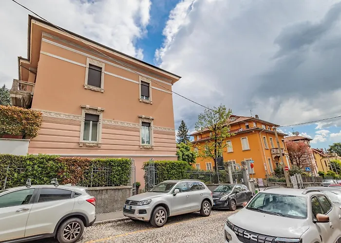 Daire Guesthost - Liberty & Winter Garden Bergamo