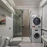 Guesthost - Liberty & Winter Garden Apartment *