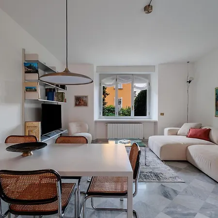 Apartment Guesthost - Liberty & Winter Garden Bergamo